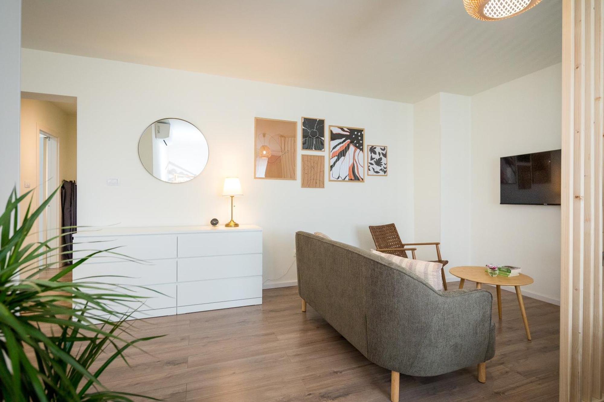 Cozy Room & Studio Kali ロヴィニ エクステリア 写真