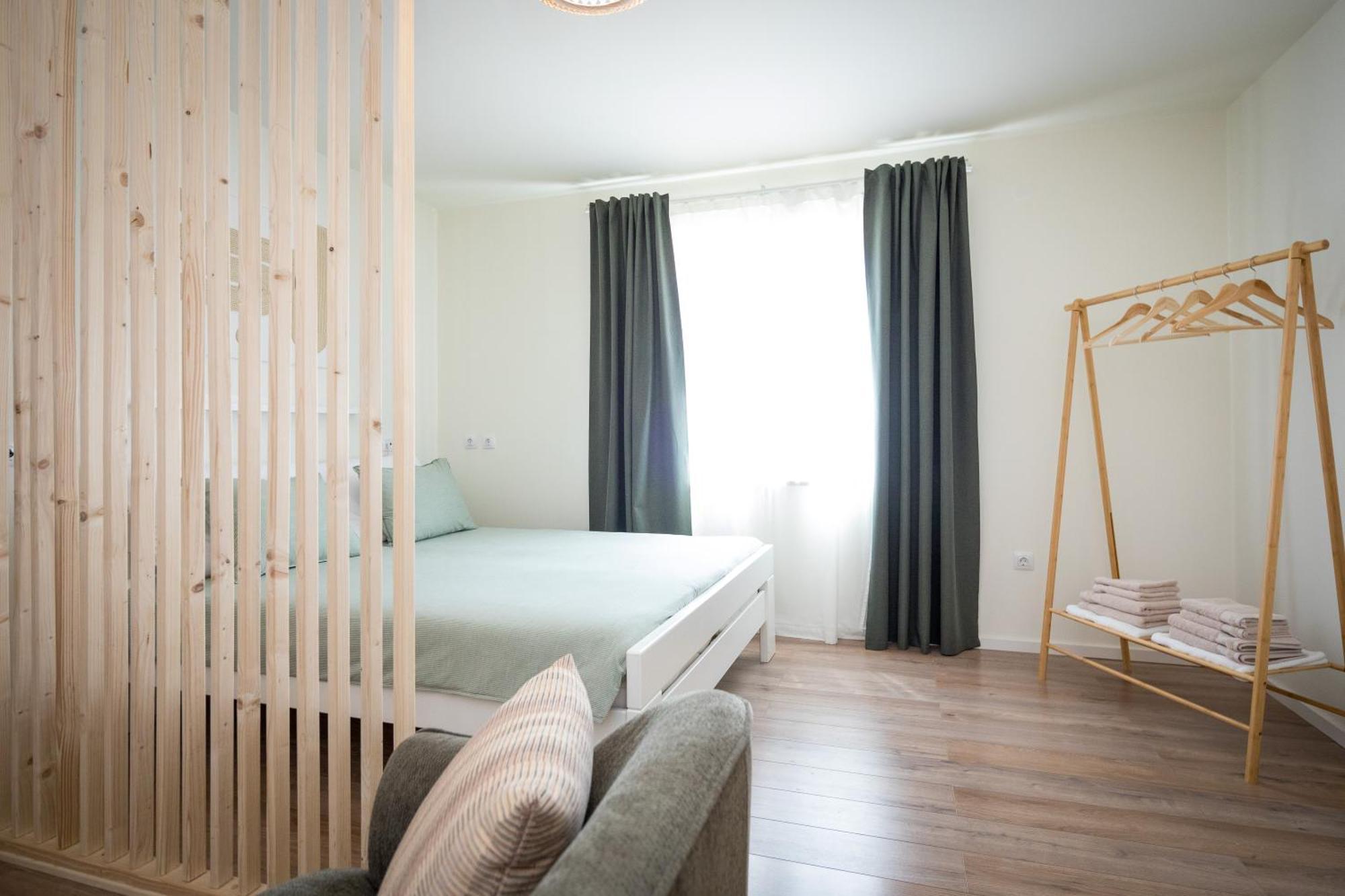 Cozy Room & Studio Kali ロヴィニ エクステリア 写真